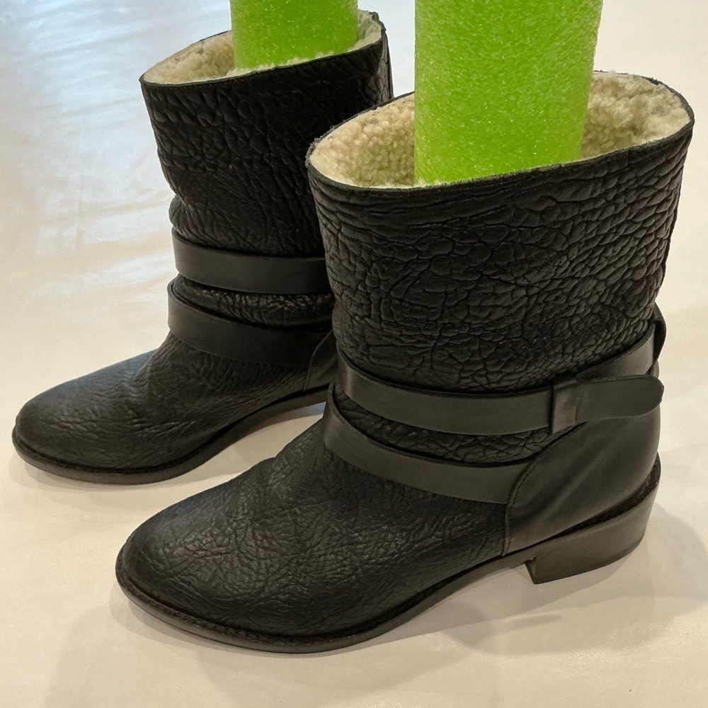 Loeffler Randall Vesper Leather Black Boots Shearling Lining  Size 8.5 - Picture 4 of 11
